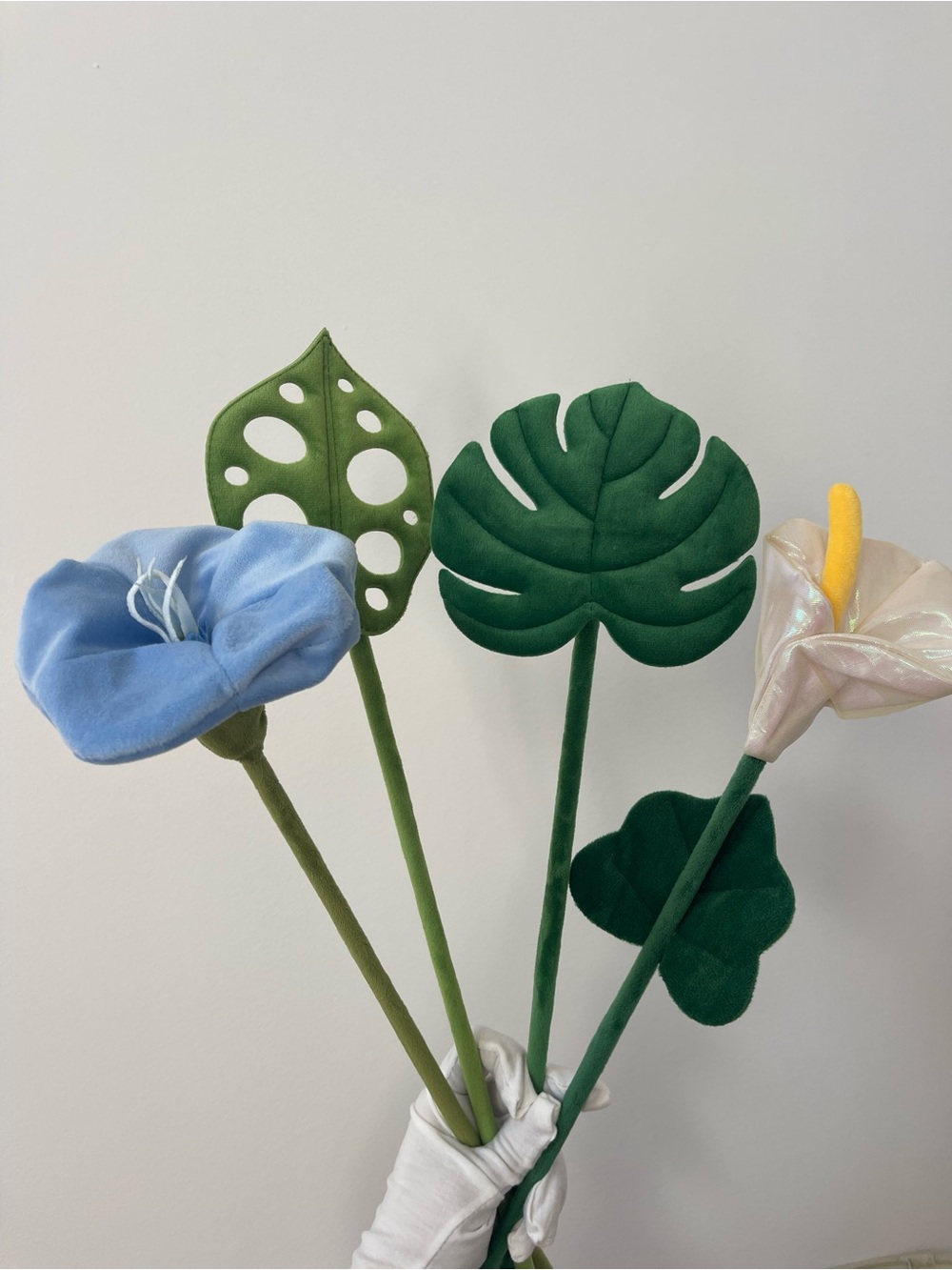 CJ Hendry plush flowers set of 4 limited tropical paradise drop
